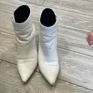 Marc fisher white boots